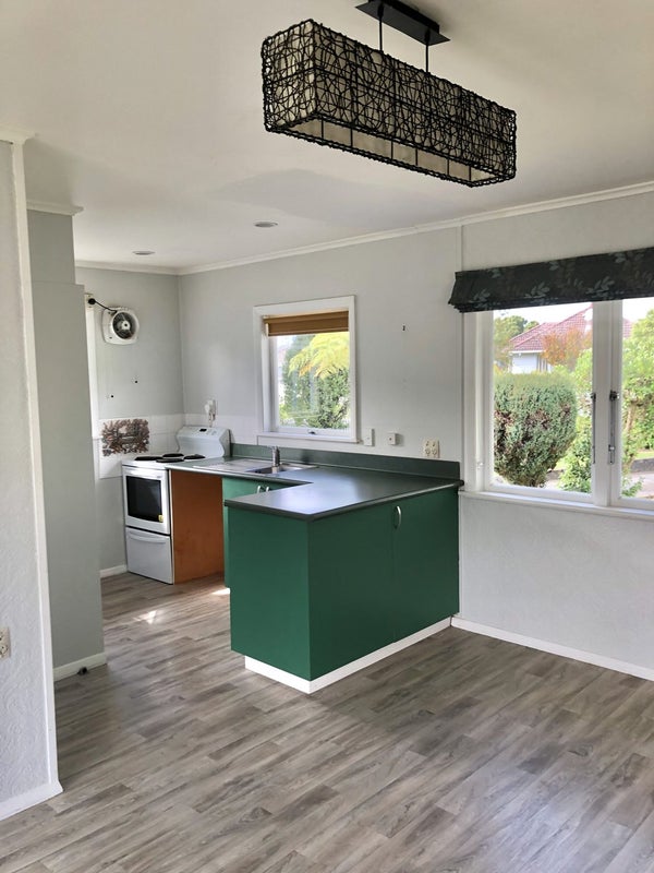 13 Moore Avenue, Maraenui, Napier - Carousel 2