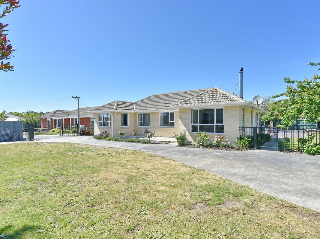 27 Niagara Street, Wainoni, Christchurch - Carousel 1