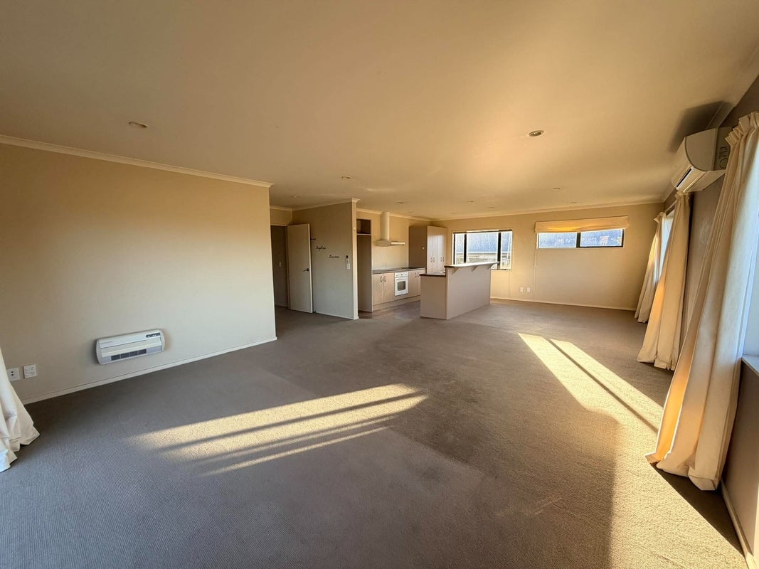 27 James Nairn Grove, Riverstone Terraces, Upper Hutt - Carousel 2