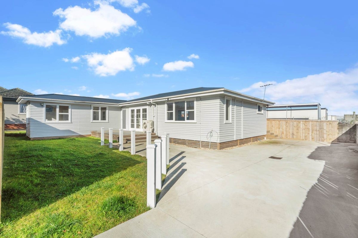 7A Burrell Avenue, Wiri, Auckland - Carousel 1