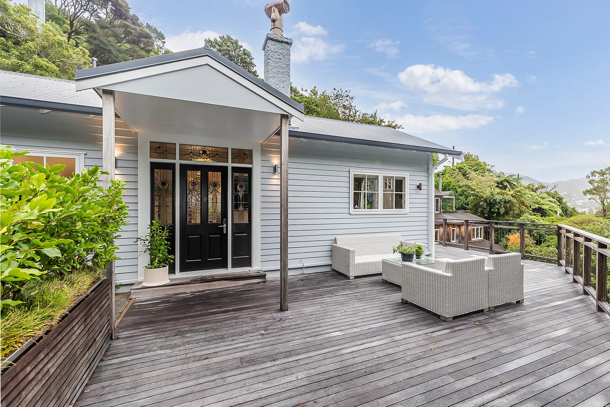 14 Mairangi Road, Wadestown, Wellington - Carousel 1