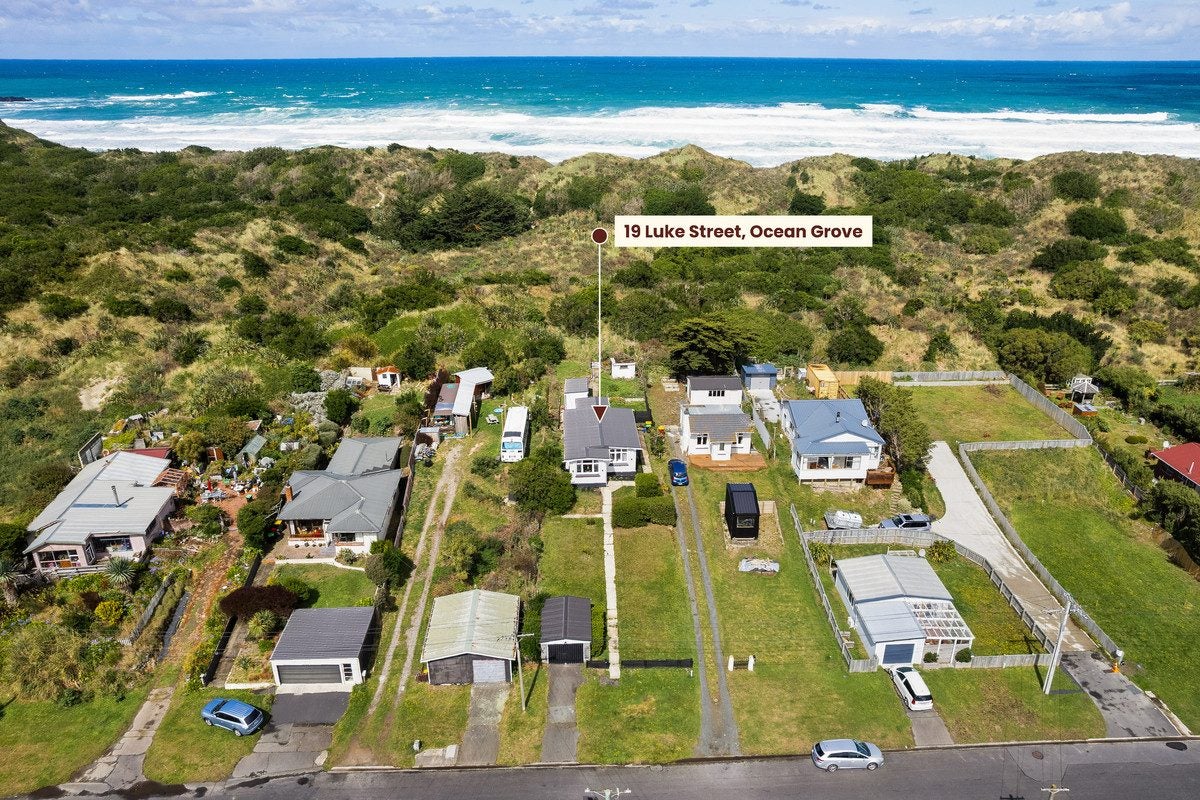 19 Luke Street, Ocean Grove, Dunedin - Carousel 1