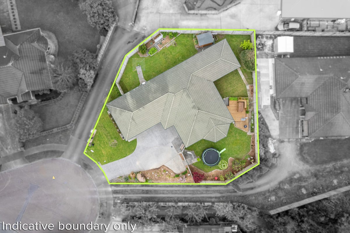 18 Galveston Grove, Totara Park, Upper Hutt - Carousel 28