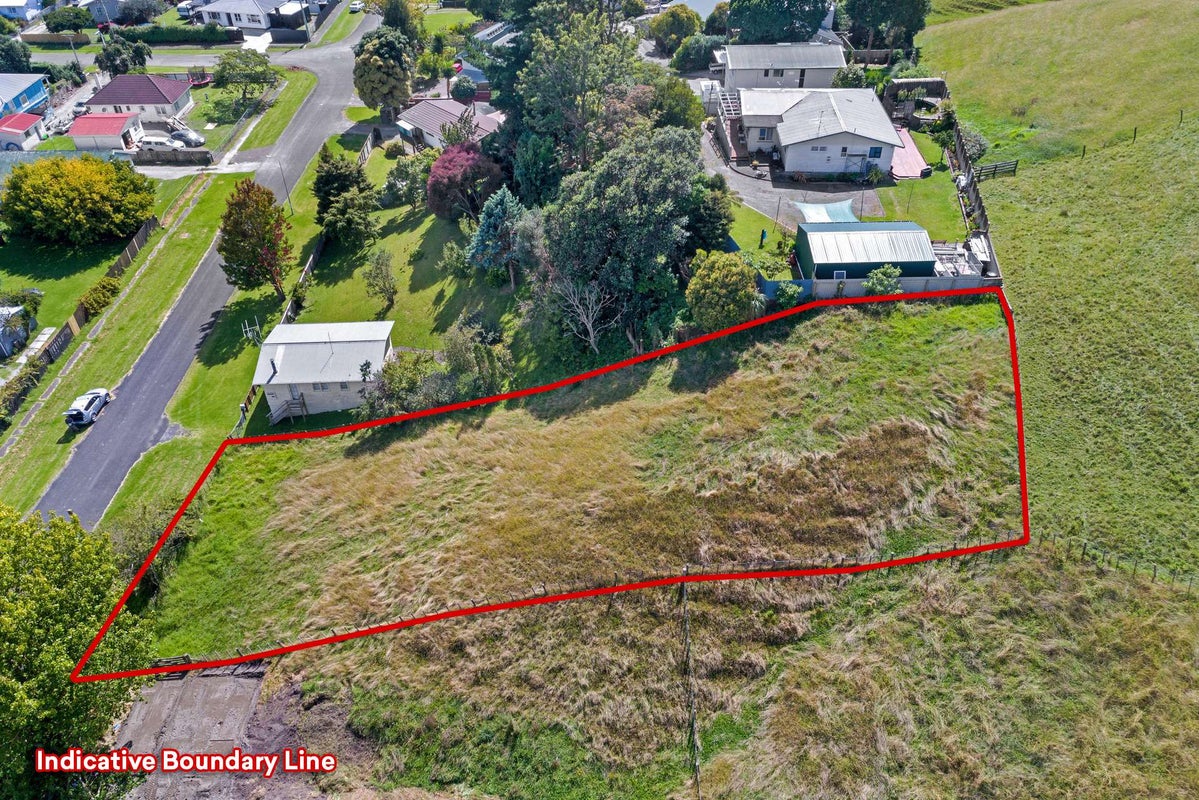 24 Montrose Street, Kaiti, Gisborne - Carousel 2