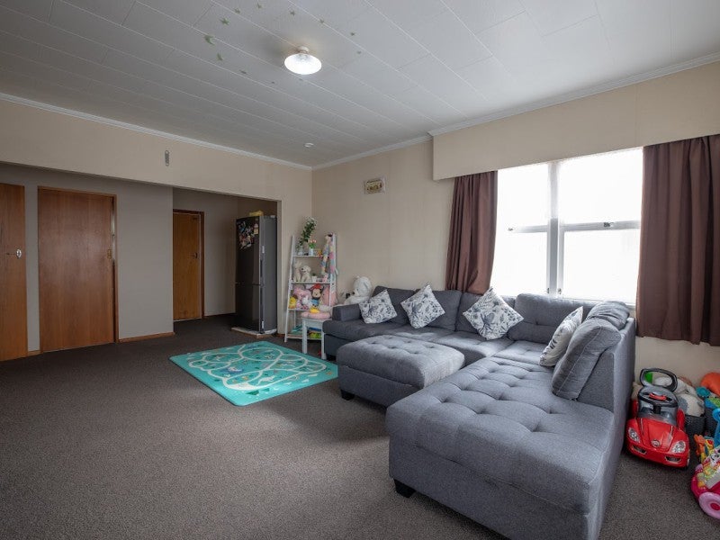 2/208 GROVE RD, Mayfair, Hastings - Carousel 2