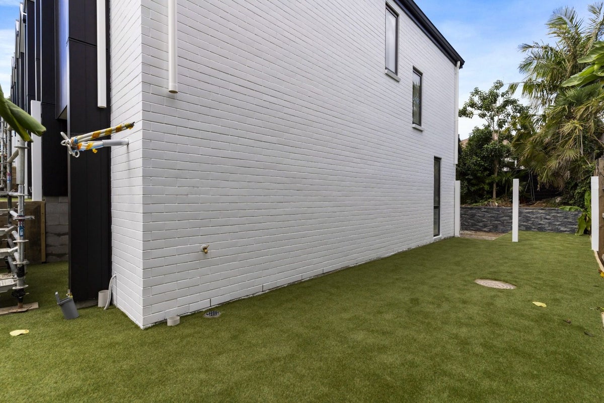 1/1 Grand View Road, Remuera, Auckland - Carousel 14