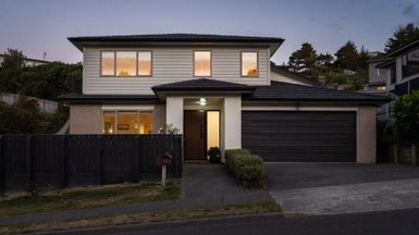 21 Winsley Terrace, Churton Park, Wellington - Carousel 1