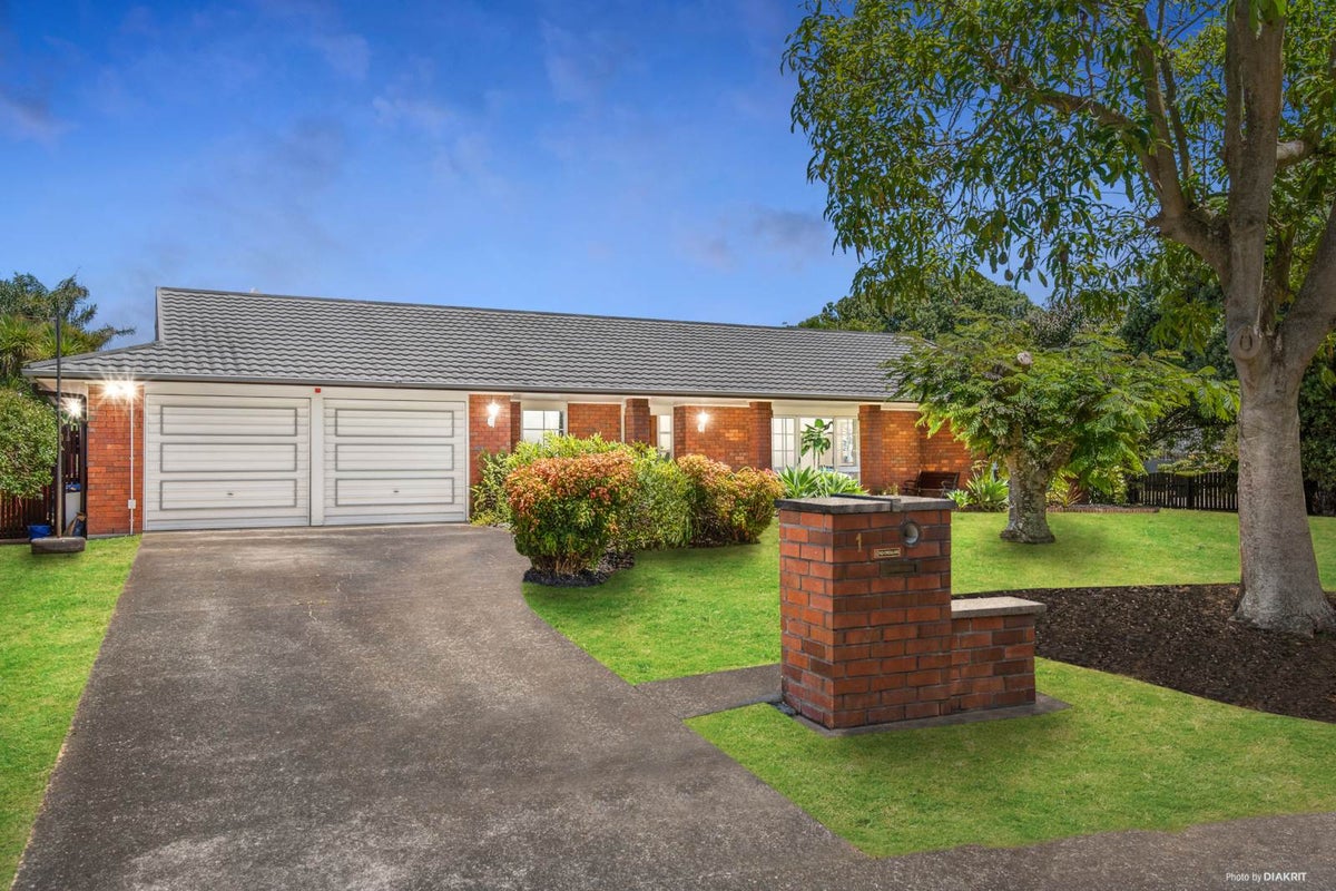 1 Brockton Avenue, Conifer Grove, Takanini - Carousel 1