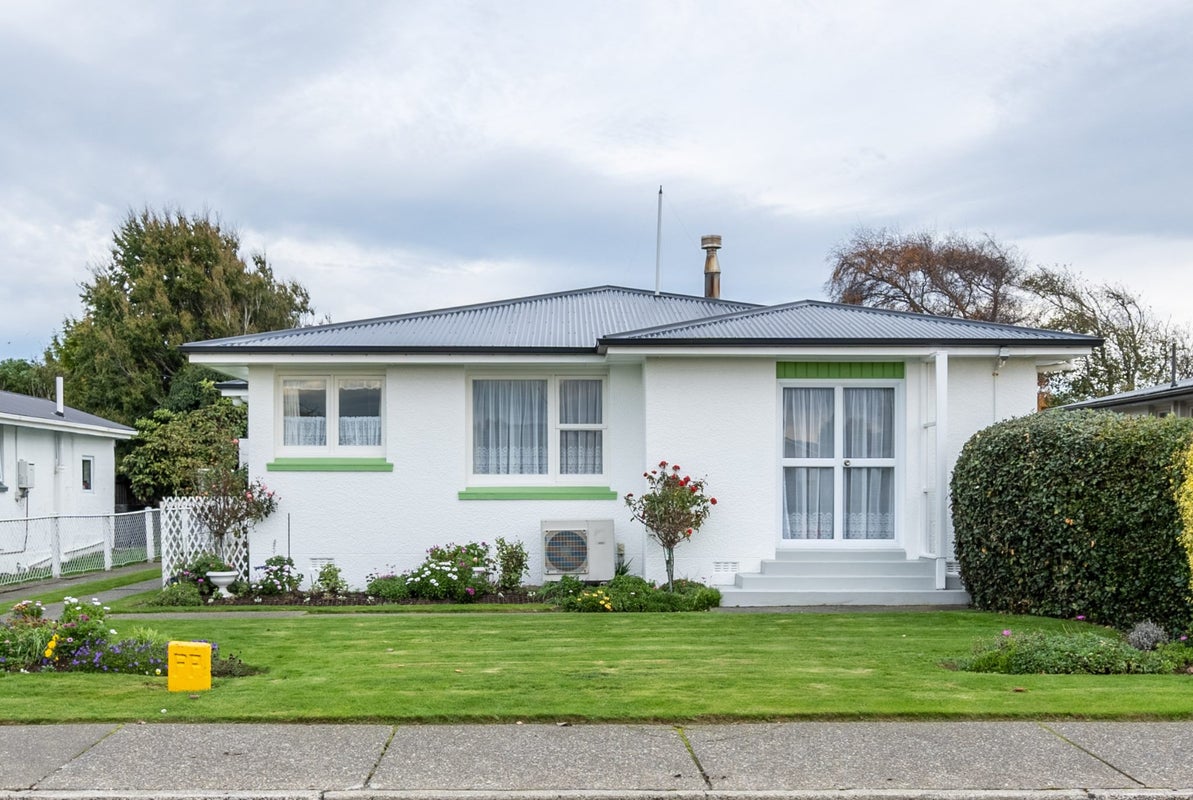 53 Helmsdale Street, Waverley, Invercargill - Carousel 1