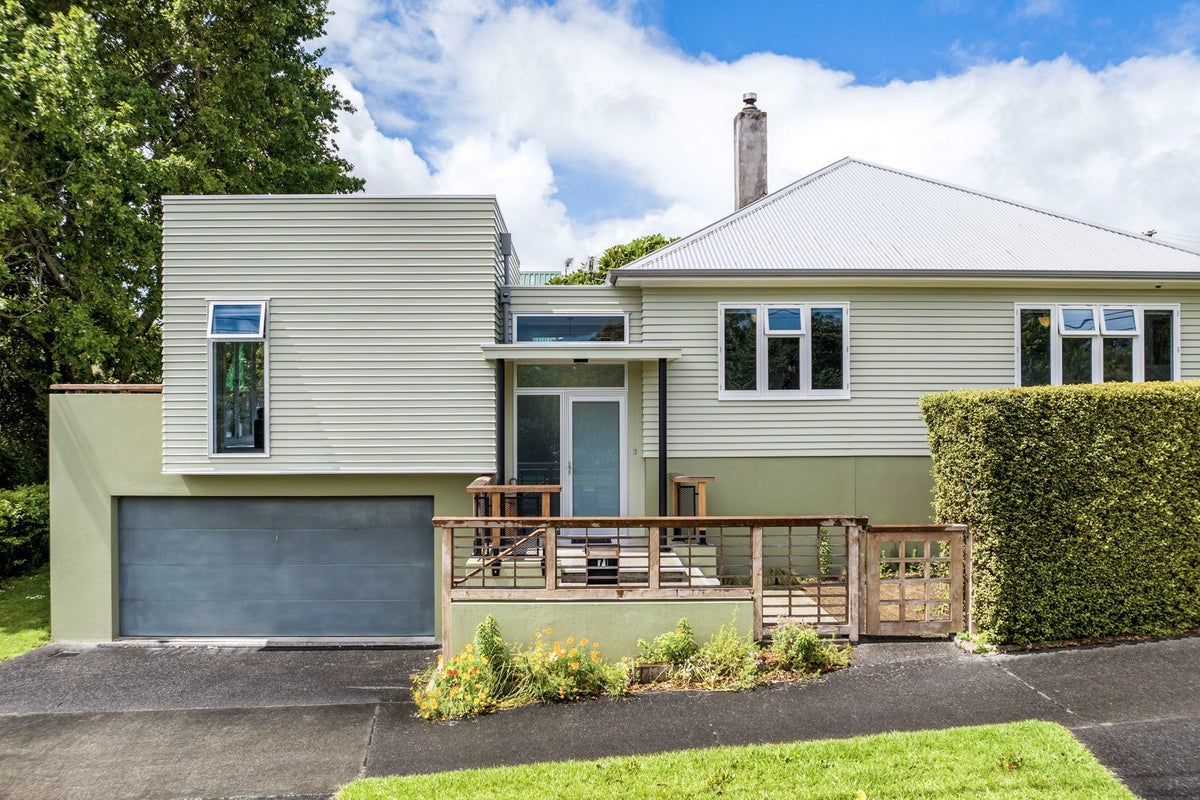 71 Moa Road, Point Chevalier, Auckland - Carousel 2