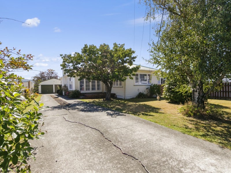 16 Hay Street, Wainuiomata, Lower Hutt - Carousel 20