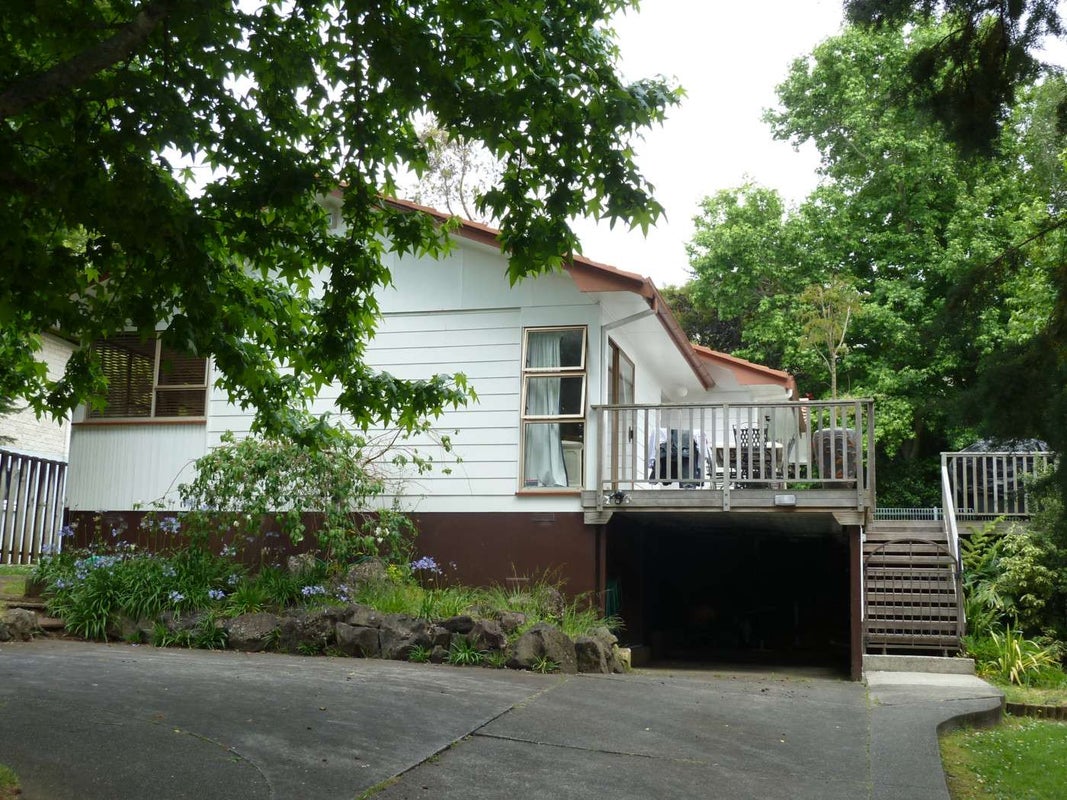 23 Gibbs Crescent, Red Hill, Papakura - Carousel 1