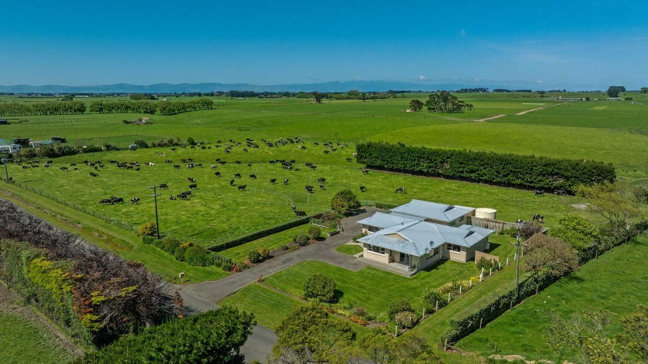 137 Soldiers Road, Tangimoana, Palmerston North - Carousel 1