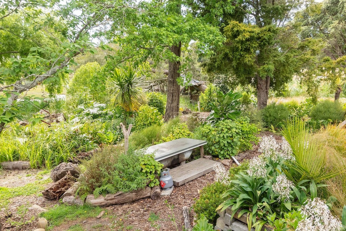 467A Aberdeen Road, Te Hapara, Gisborne - Carousel 1