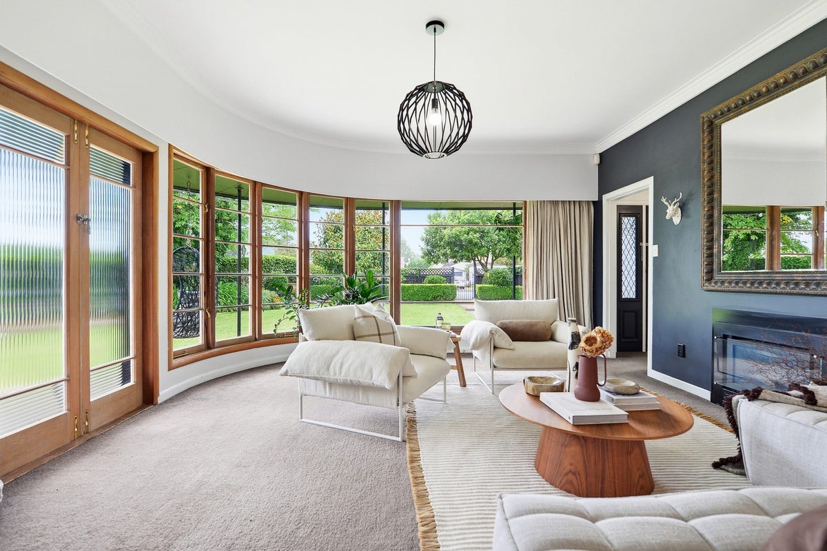 27 Alfred Street, Fairfield, Hamilton - Carousel 2