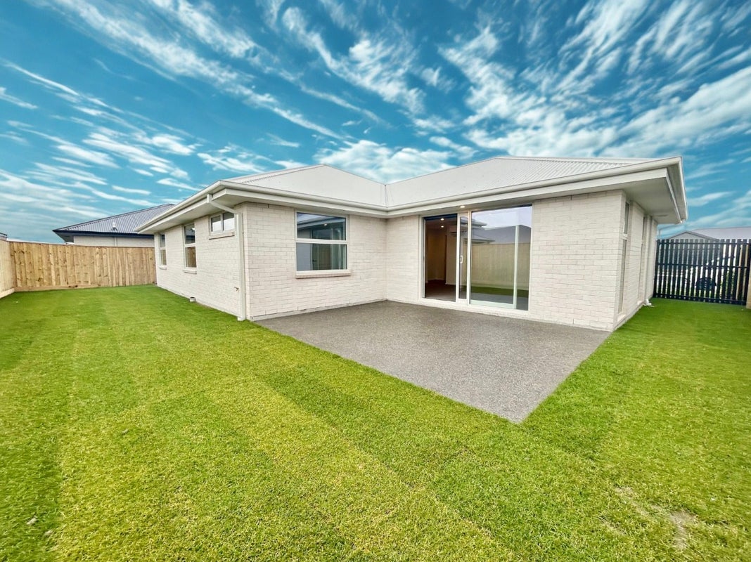 66 Monarch Avenue, Hillcrest, Auckland - Carousel 17
