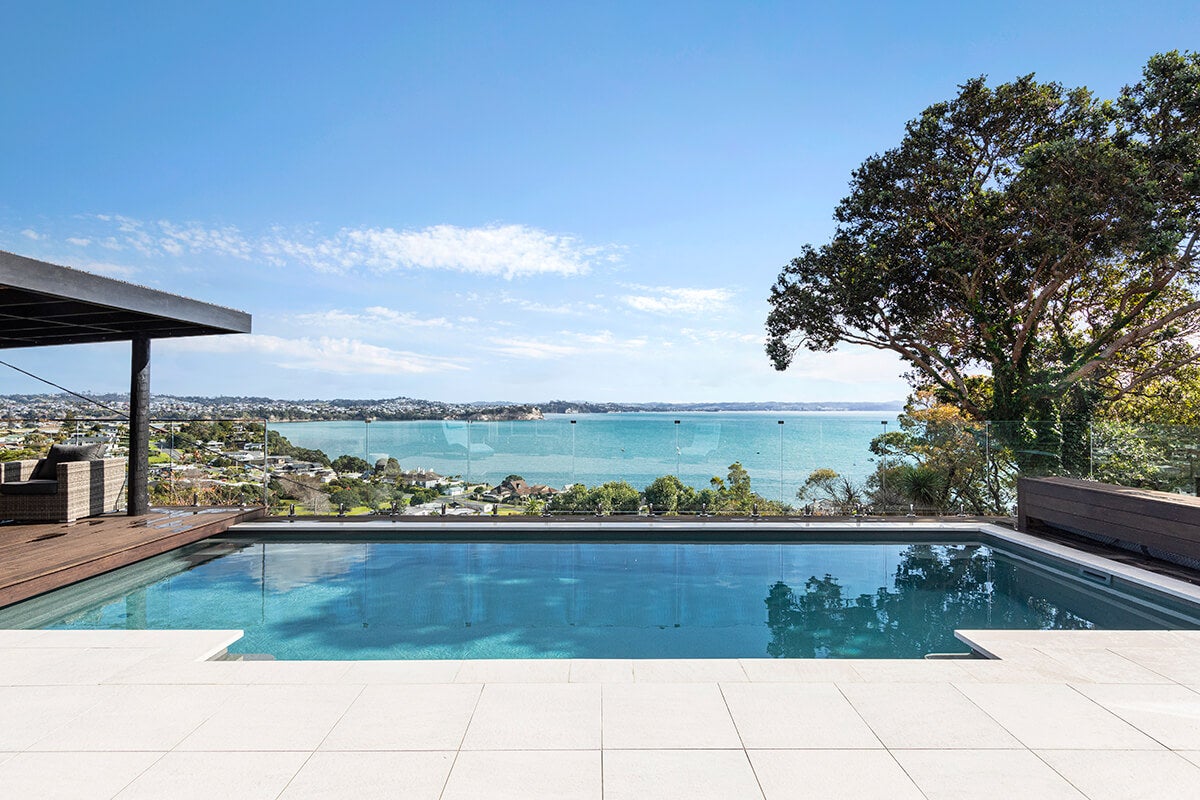 1091 Whangaparaoa Road, Tindalls Beach, Whangaparaoa - Carousel 2