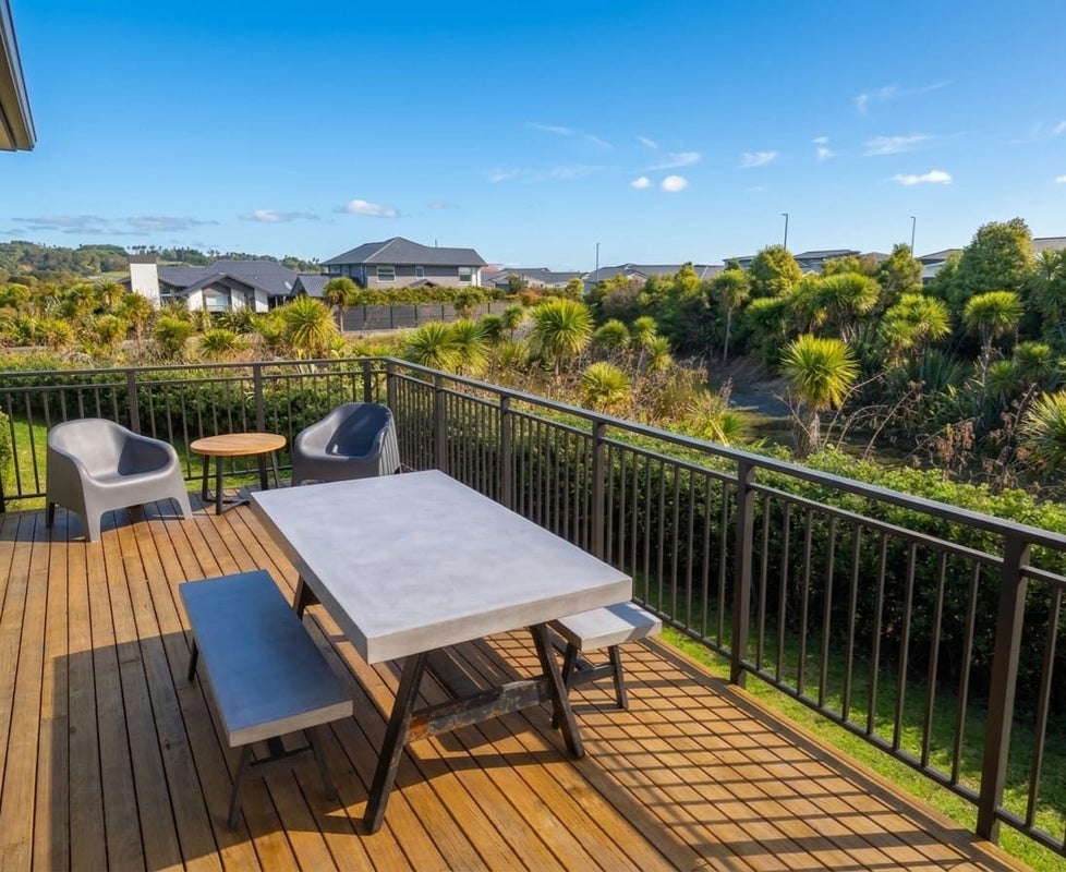 181 Ninth View Avenue, Beachlands, Auckland - Carousel 2