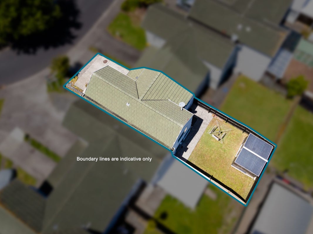 21 Stephen Avenue, Henderson, Auckland - Carousel 21