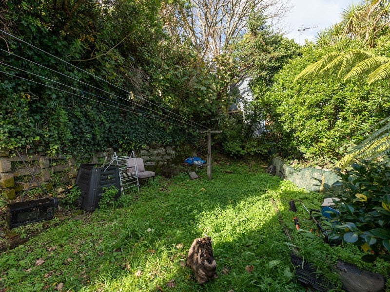 119 Pembroke Road, Wilton, Wellington - Carousel 25