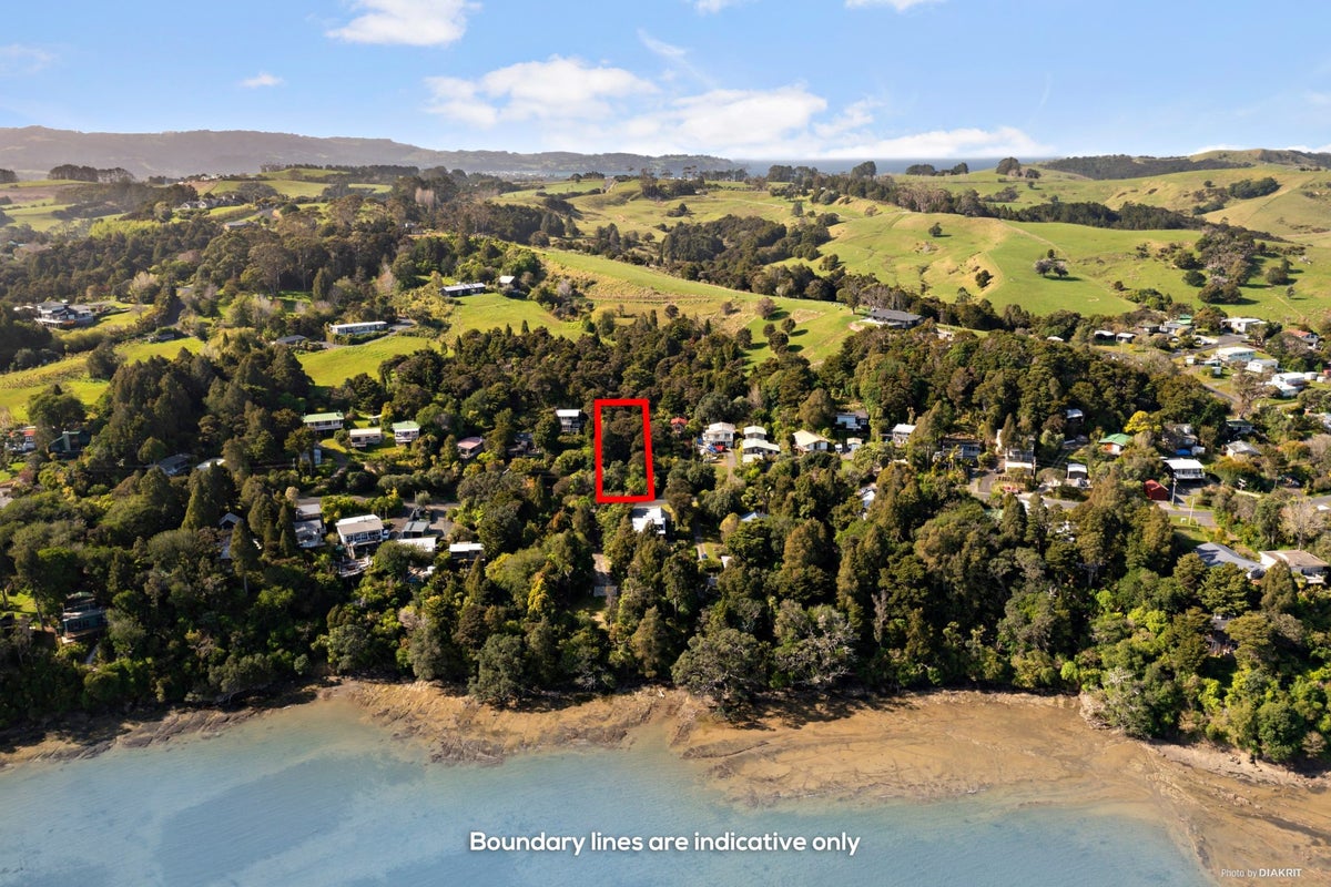 37 CLINTON RD, Tawharanui Peninsula, Matakana - Carousel 1