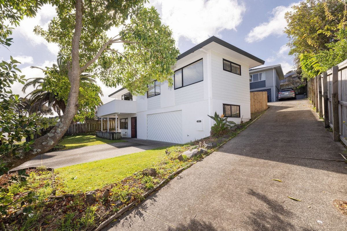 83A Carlton Street, Bellevue, Tauranga, Bay Of Plenty - Carousel 2