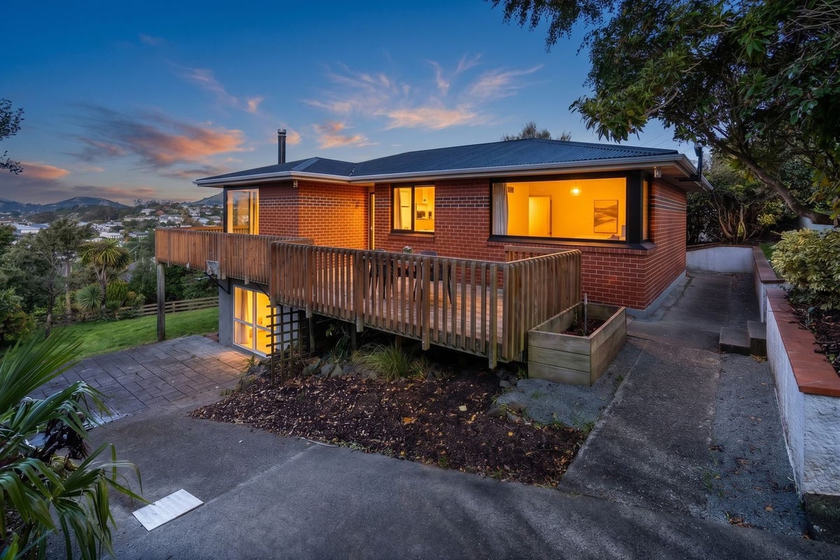 5 & 6 Kohi Place, Port Chalmers, Dunedin, Otago - Carousel 1