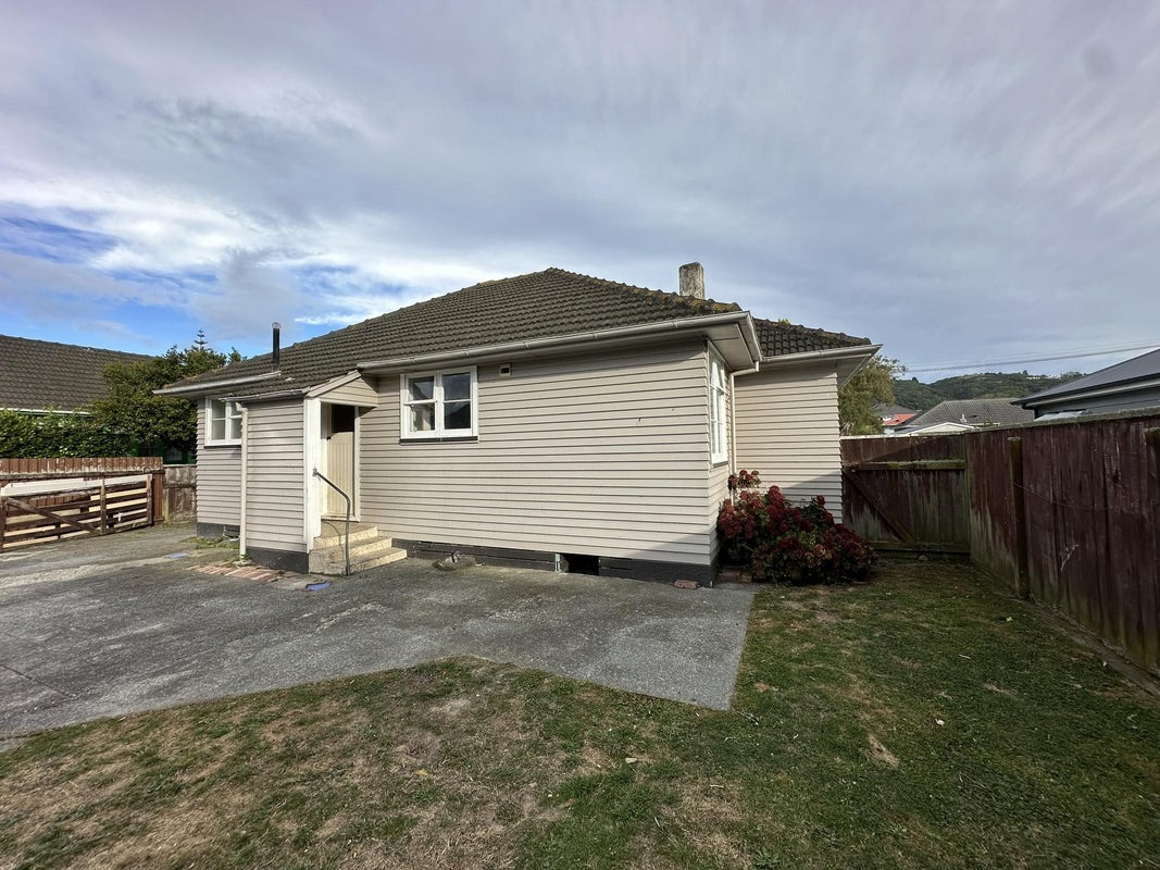 56 Colson Street, Avalon, Lower Hutt - Carousel 9