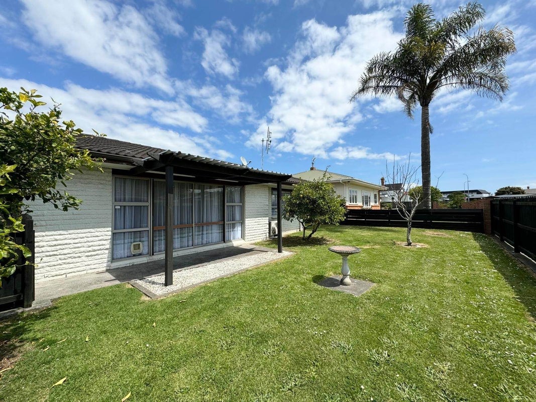 1/7 Glen Avenue, Papatoetoe, Auckland - Carousel 2