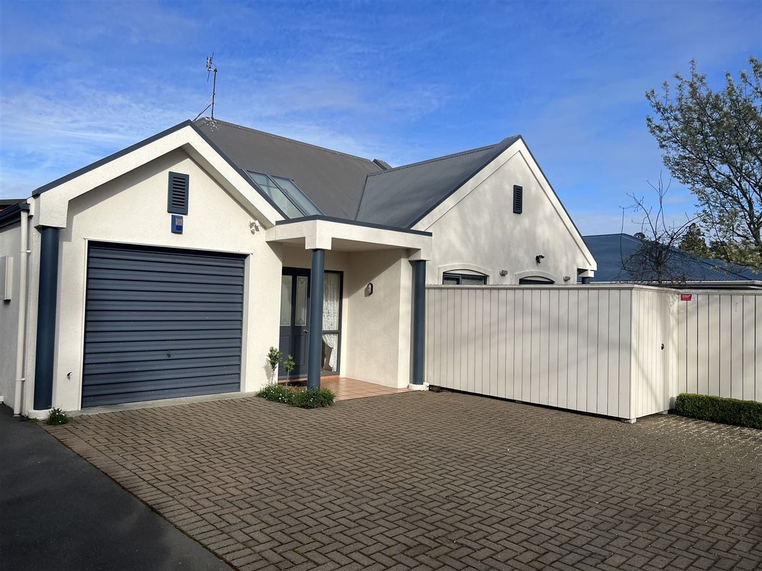 275 Memorial Avenue, Burnside, Christchurch - Carousel 1