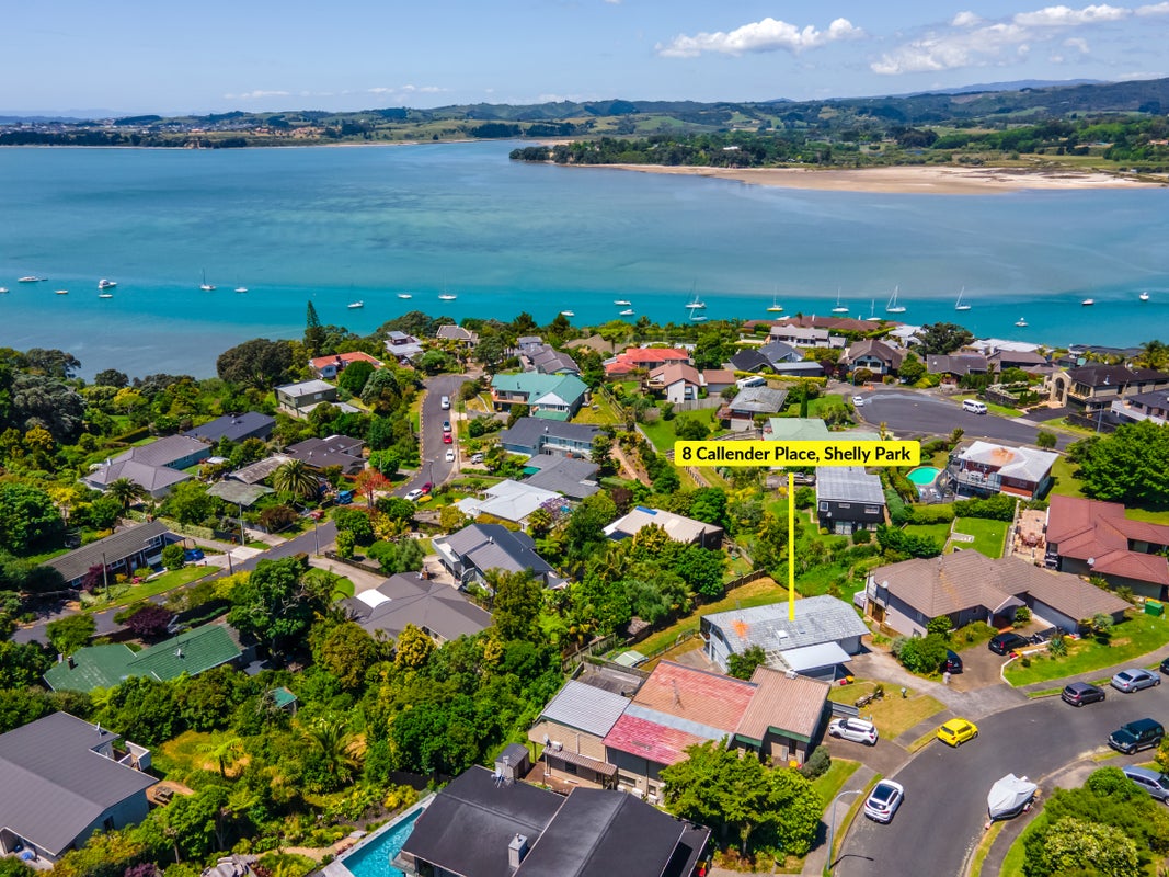 8 Callender Place, Shelly Park, Auckland - Carousel 35