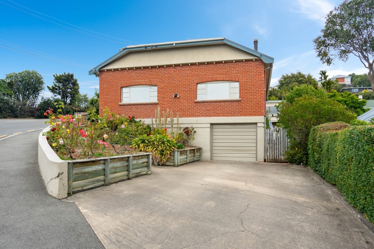 36 Middleton Road, Kew, Dunedin - Carousel 2
