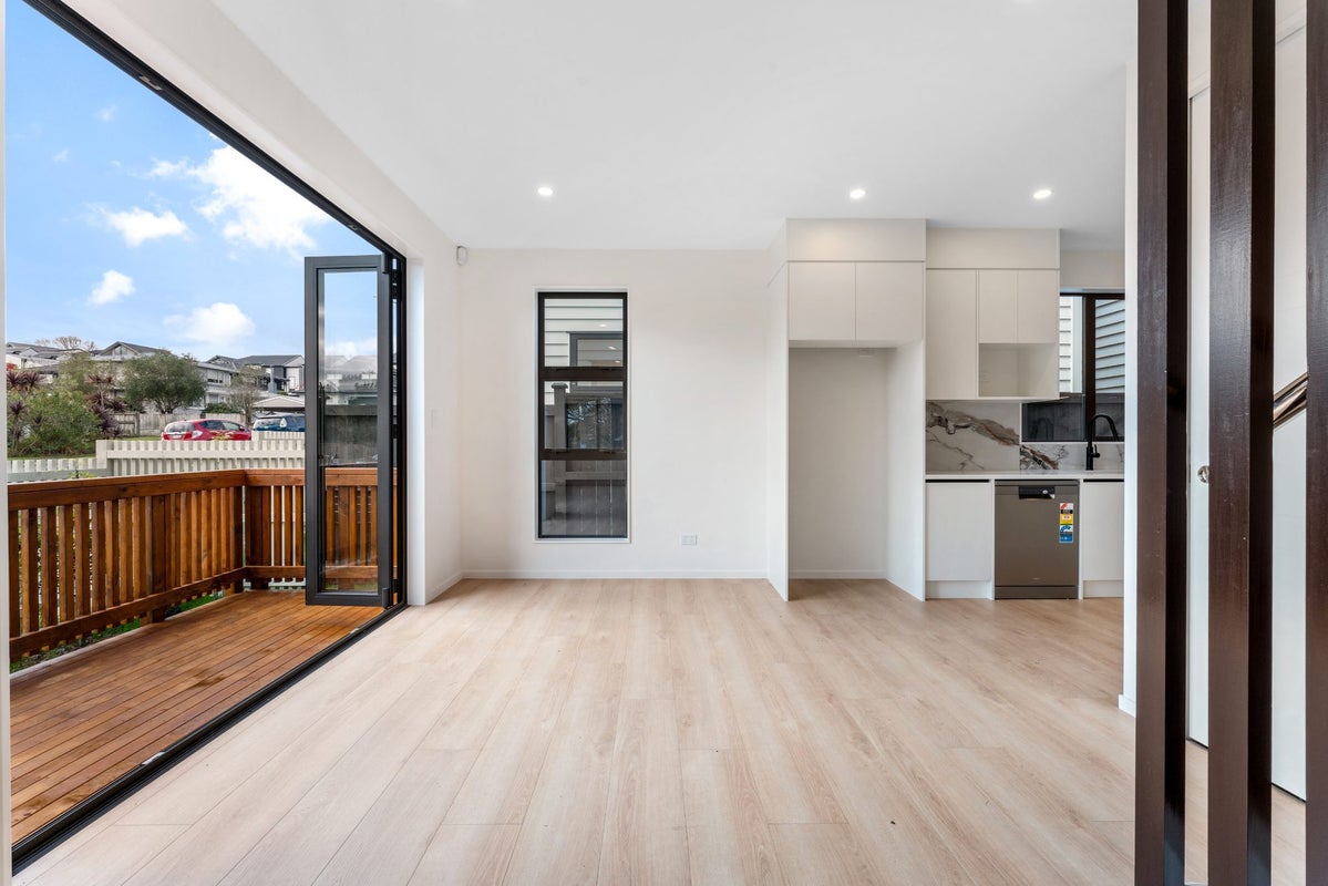 3/44 Abercrombie Street, Howick, Auckland - Carousel 2