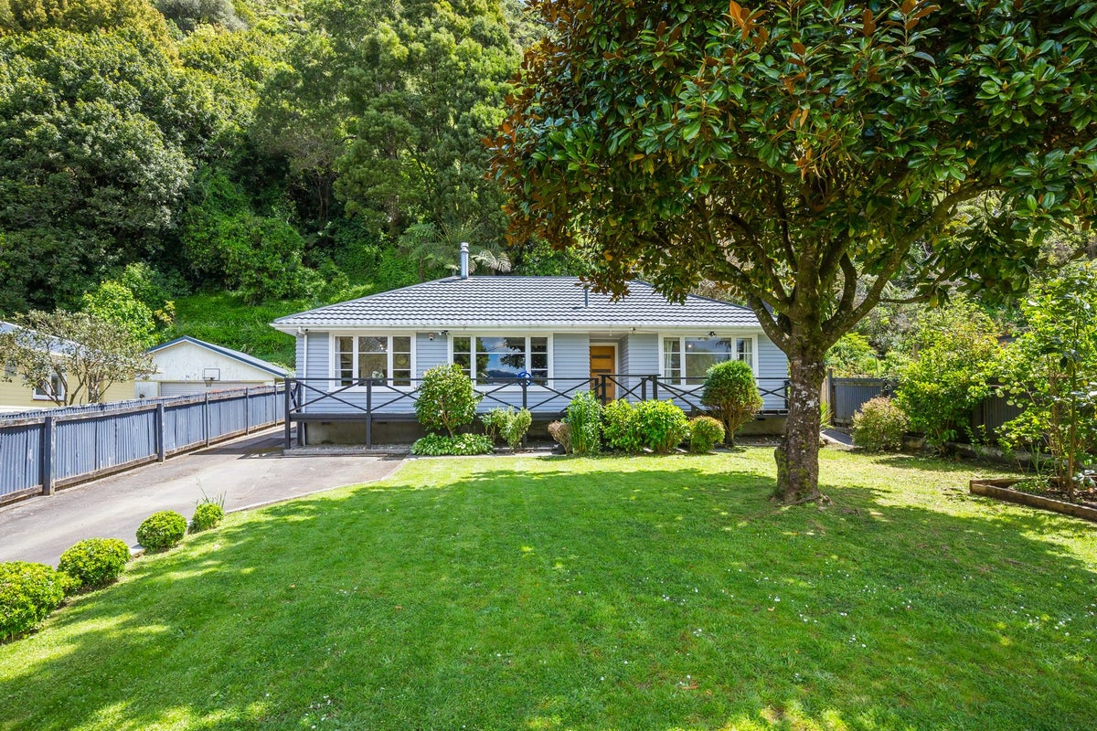 16 Bridge Road, Birchville, Upper Hutt - Carousel 22
