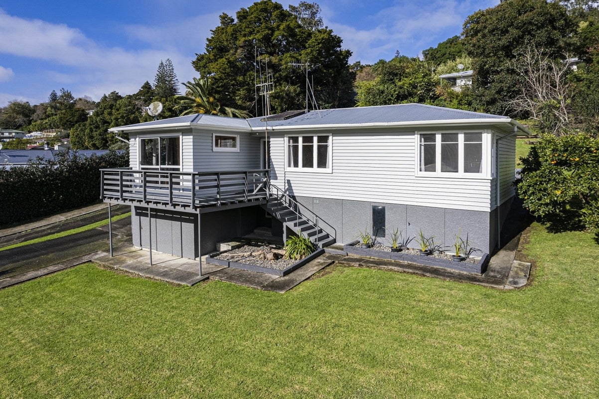 13 Silverstream Road, Horahora, Whangarei - Carousel 1