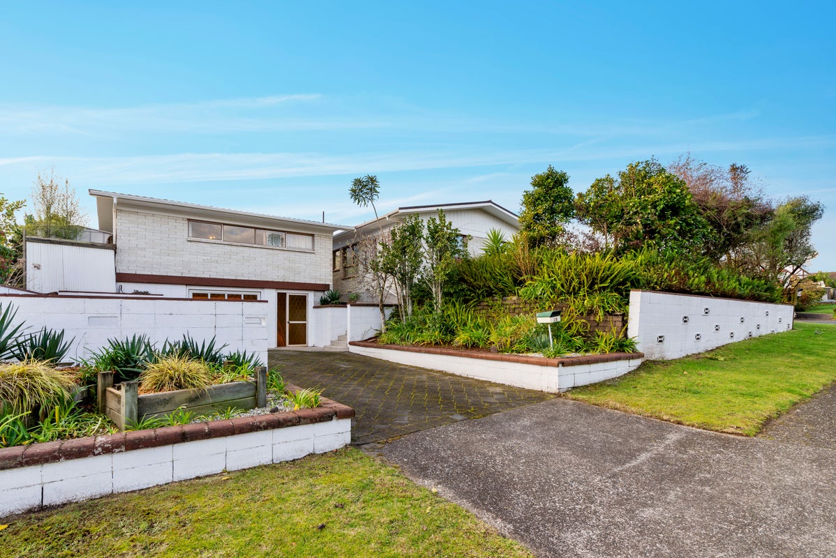 28 Blackmore Drive, Lynmore, Rotorua - Carousel 1