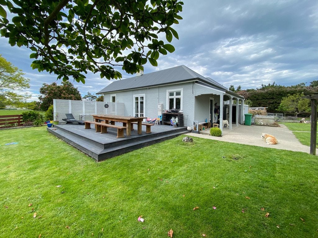 15 Ripon Street, Oamaru - Carousel 1