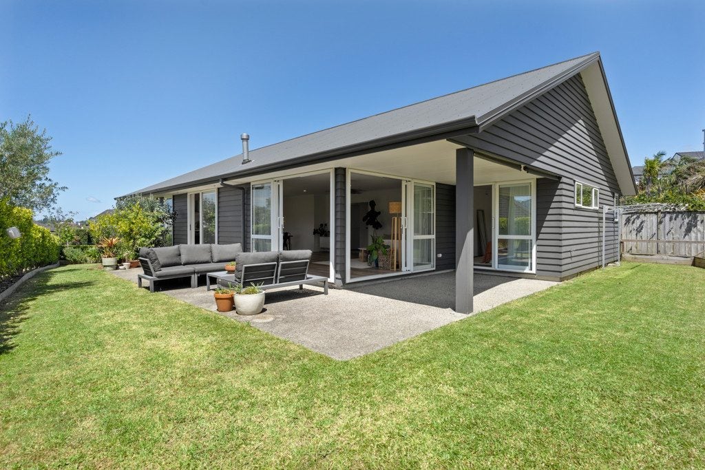 13 Vue Terrace, Silverdale, Silverdale - Carousel 1