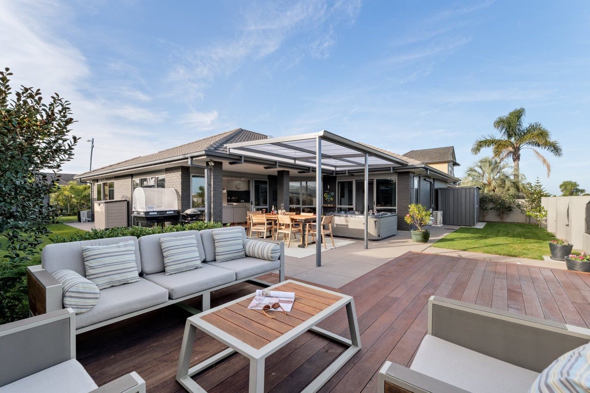 21 Mandalay Key, Papamoa Beach, Papamoa - Carousel 2