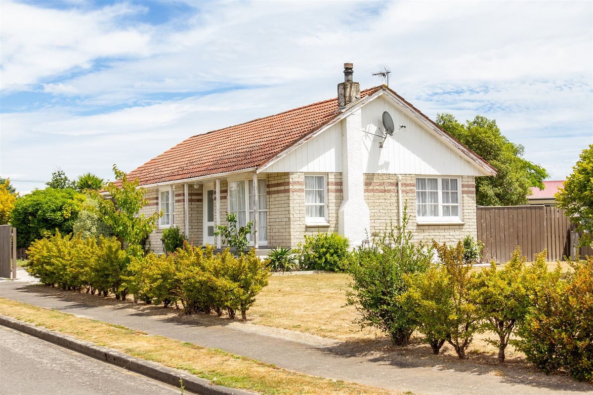 24 Manchester Street, Solway, Masterton - Carousel 1
