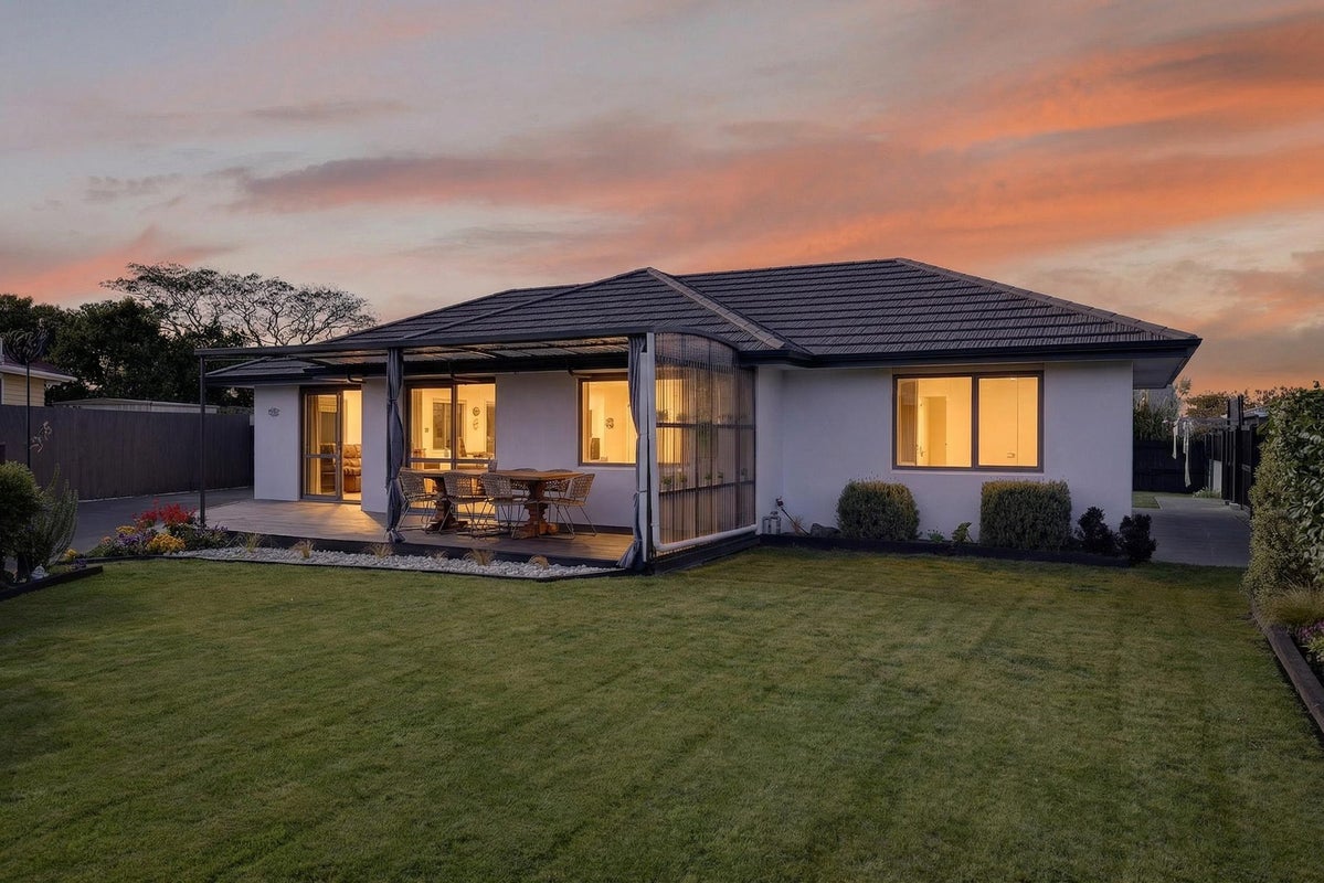 12 Colac Street, Avondale, Christchurch - Carousel 1