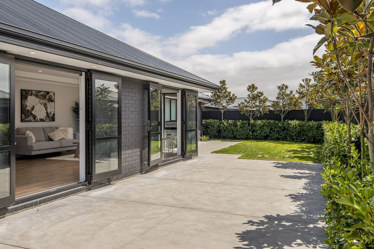 11 Leader Street, Marshland, Christchurch - Carousel 10