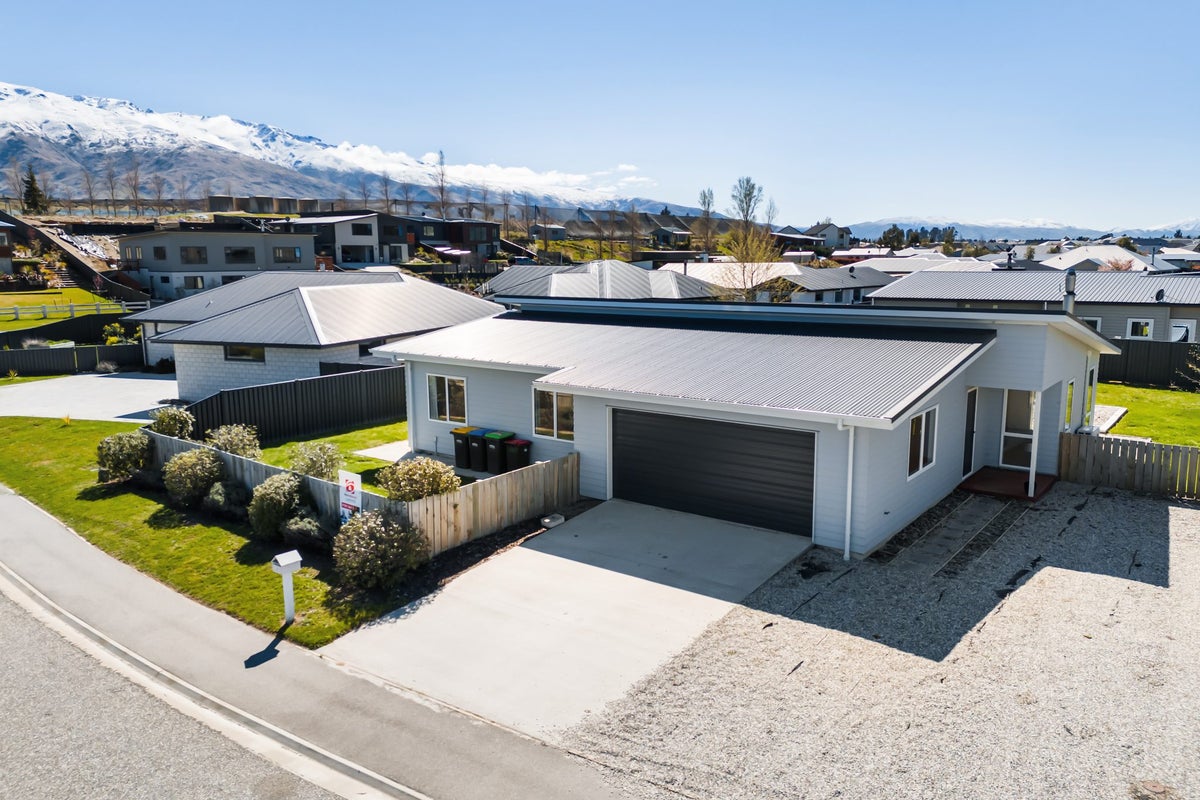 4 Parkburn LANE, Luggate-Cromwell, Cromwell - Carousel 1