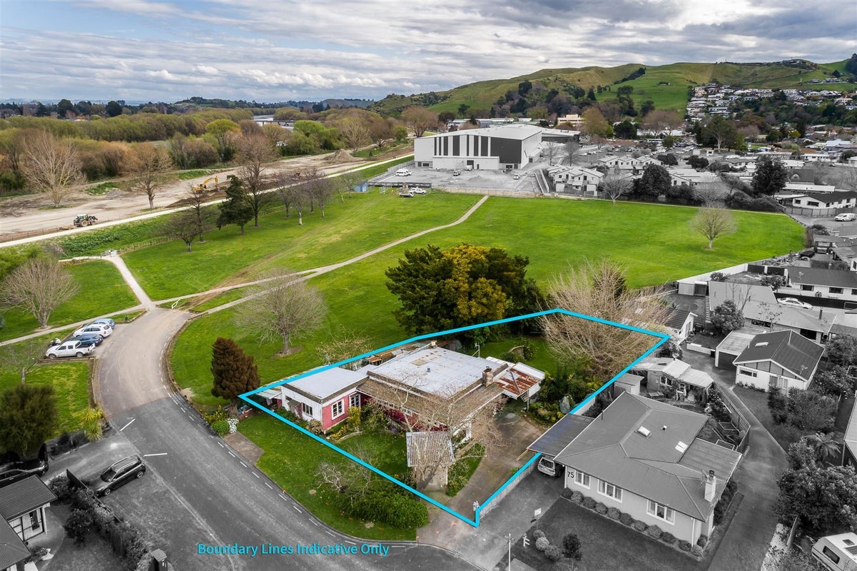 77 Murphy Road, Taradale, Napier - Carousel 1