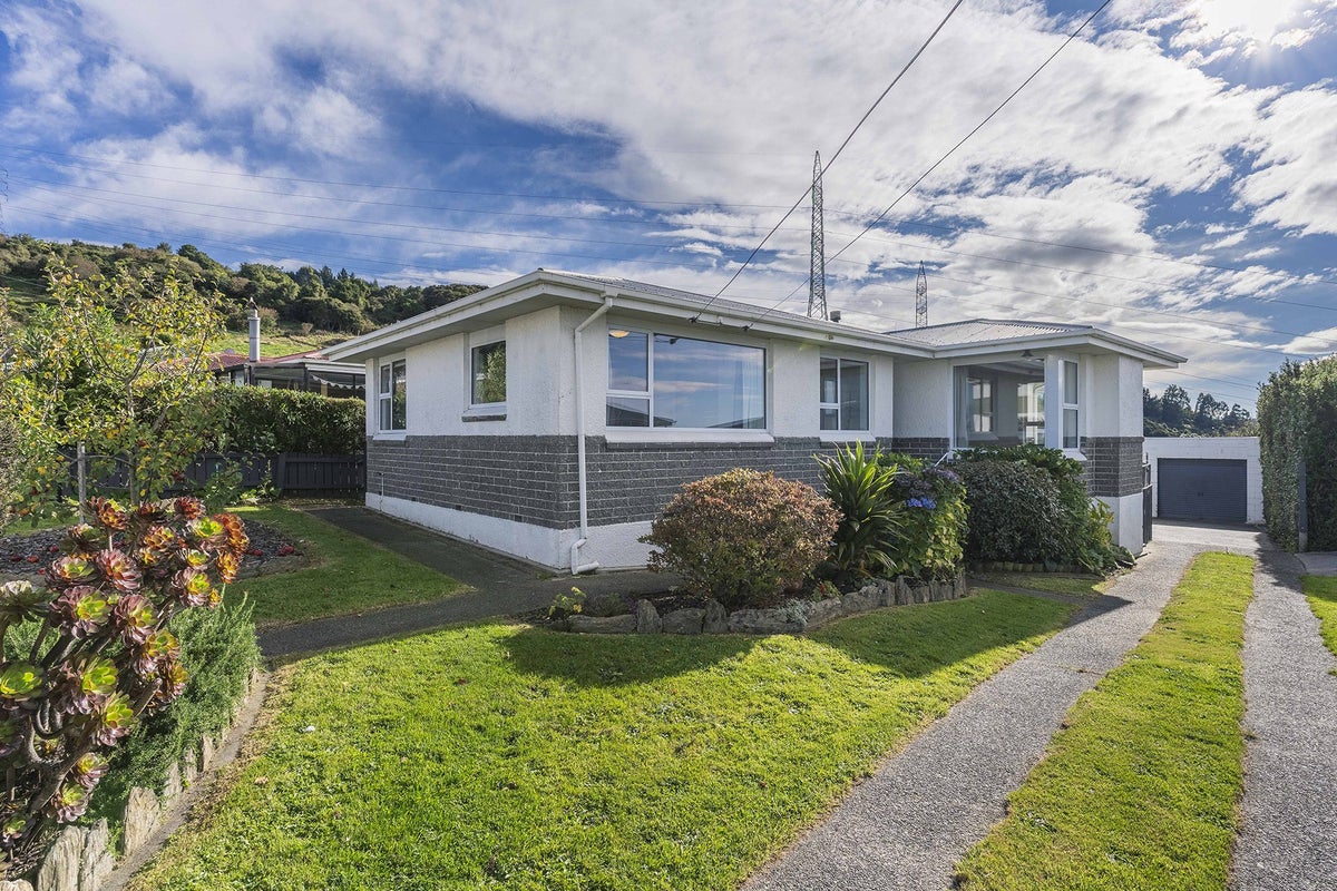43 Stephen Street, Halfway Bush, Dunedin - Carousel 1