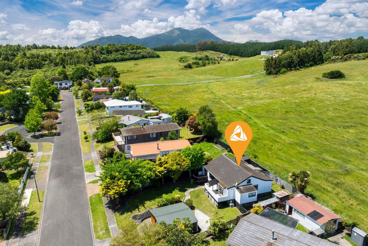20 Epping Place, Richmond Heights, Taupo - Carousel 2