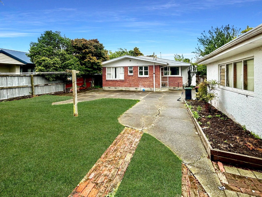 240A Wainoni Road, Avondale, Christchurch - Carousel 12