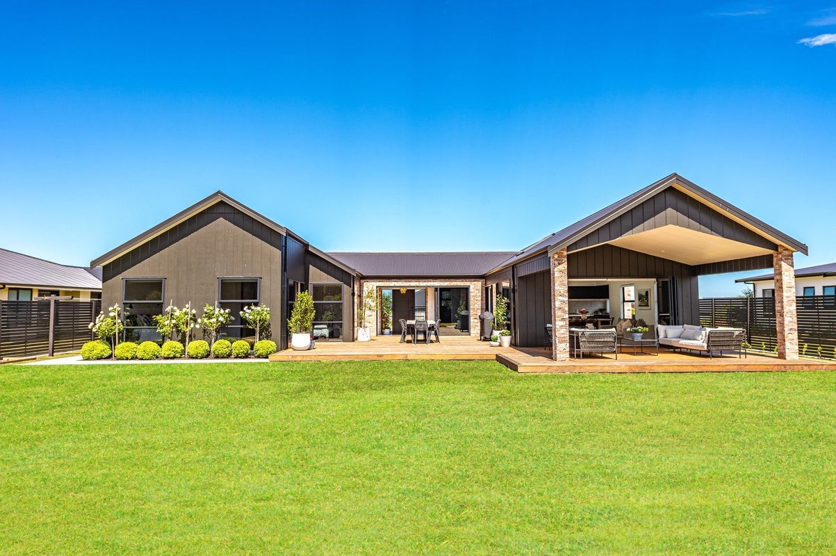 22A Tirimoana Place, Otamatea, Whanganui - Carousel 2