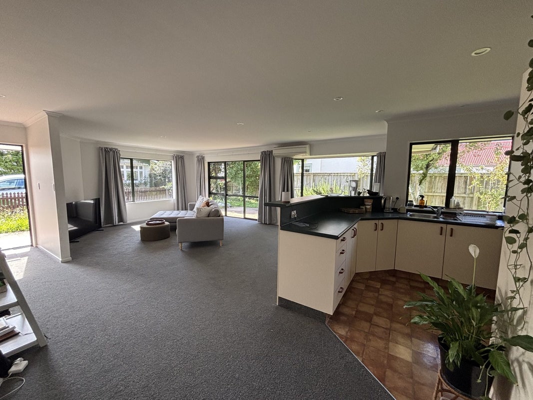 109E Halifax Street East, The Wood, Nelson - Carousel 1
