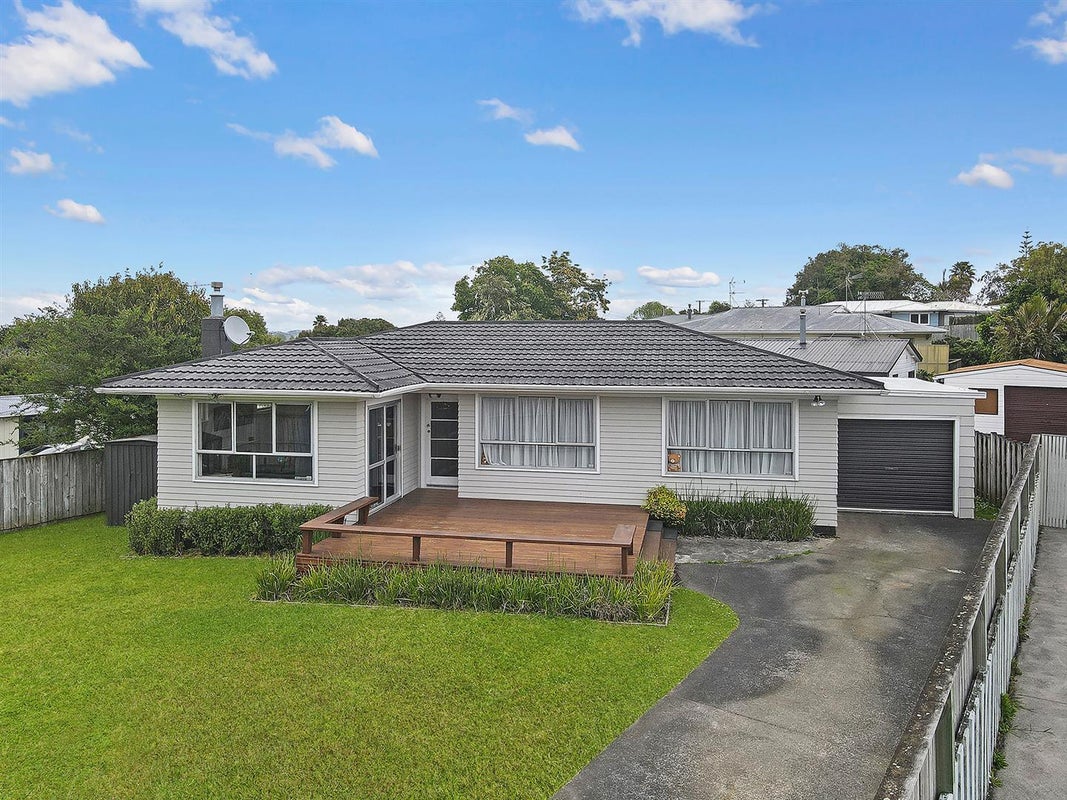 1/1 Scotts Road, Manurewa East, Auckland - Carousel 1